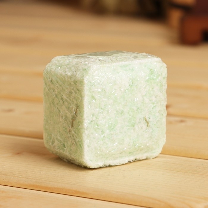 Соляной брикет куб Соляной брикет куб "Кедр" 200 г "Добропаровъ"