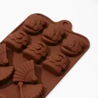 Форма для кондитерских украшений Доляна &laquo;Дамский набор&raquo;, силикон, 21&times;11&times;1,5 см, 14 ячеек, коричневая