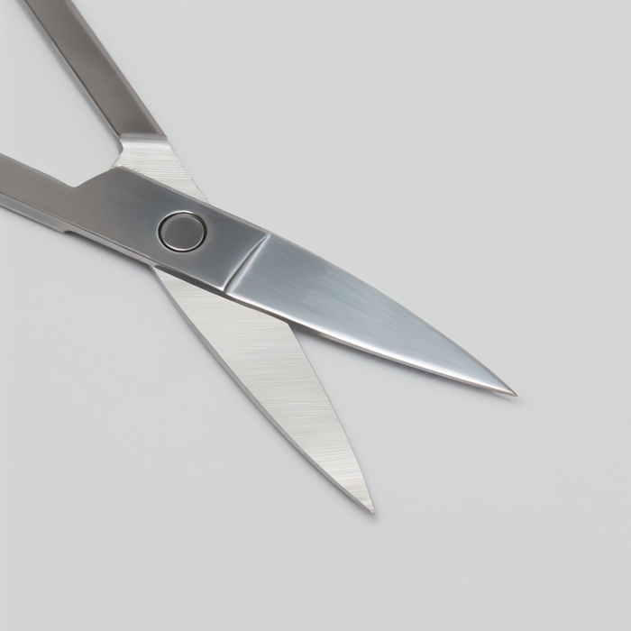 Ножницы маникюрные, прямые, широкие, 9 см