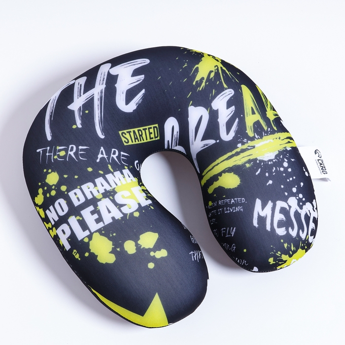 Подушка детская для путешествий антистресс &laquo;Граффити&raquo;