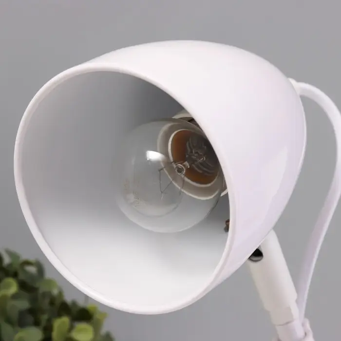 Настольная лампа "Санди" Е27 40Вт бело-черный 18х18х40 см