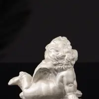 Фигура "Ангел лежит на животе" перламутр, 8х7х5 см