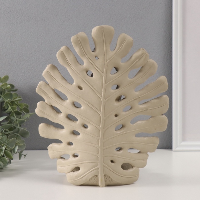 Сувенир полистоун подсвечник "Девушка в позе лотоса у монстеры" под бронзу d=4,3 см 12,3х22х25 см