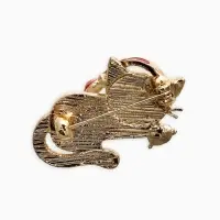 Брошь перламутровый "Котёнок" в наушниках, цвет белый в золоте