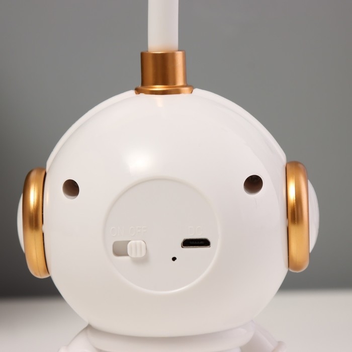 Ночник "Комонавт" LED 3Вт USB АКБ бело-золотой 8х7х20 см