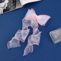 Зажим для волос "Школьница" бантик, 13х23 см, белый с розовым кантиком Зажим для волос "Школьница" бантик, 13х23 см, белый с розовым кантиком