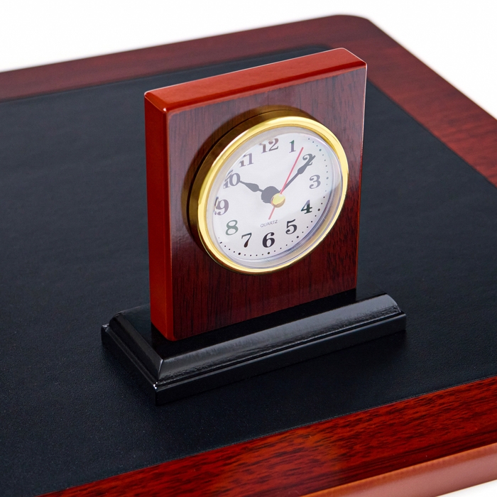 Набор настольный 7в1 (каранд-ца,подст д/ручек,визит-ца,часы Д-010,этажерка,нож канц,п,) Набор настольный 7в1 (каранд-ца,подст д/ручек,визит-ца,часы Д-010,этажерка,нож канц,п,)