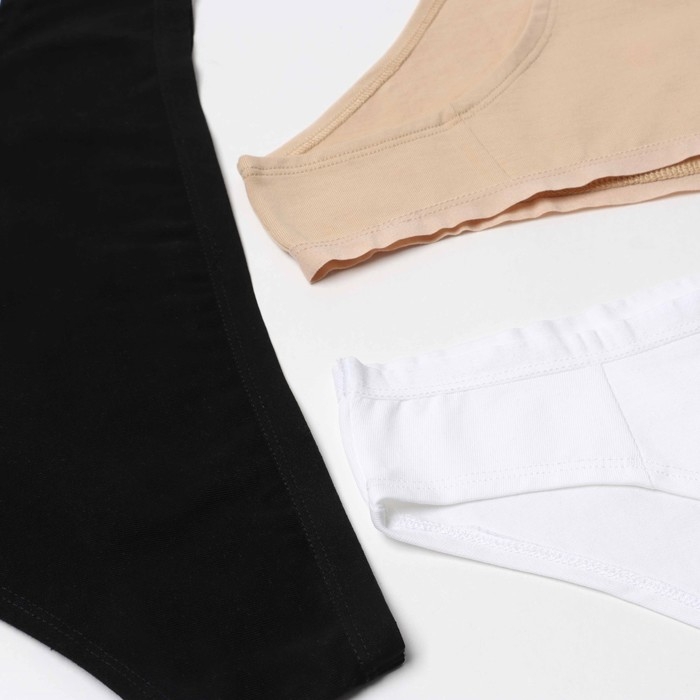 Набор женских трусов слипы (3шт), цвет белый/черный/бежевый, р-р 50 (XL) Набор женских трусов слипы (3шт), цвет белый/черный/бежевый, р-р 50 (XL)