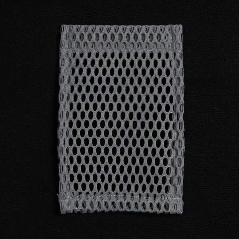 Карман из крупной сетки Pose, серый