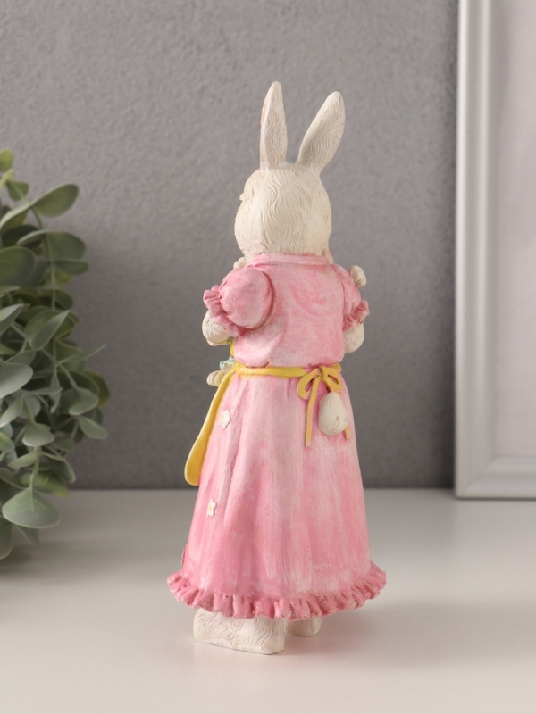 Сувенир полистоун "Мама крольчиха с дочкой, в нарядных платьях" 8,5х7,5х19,5 см