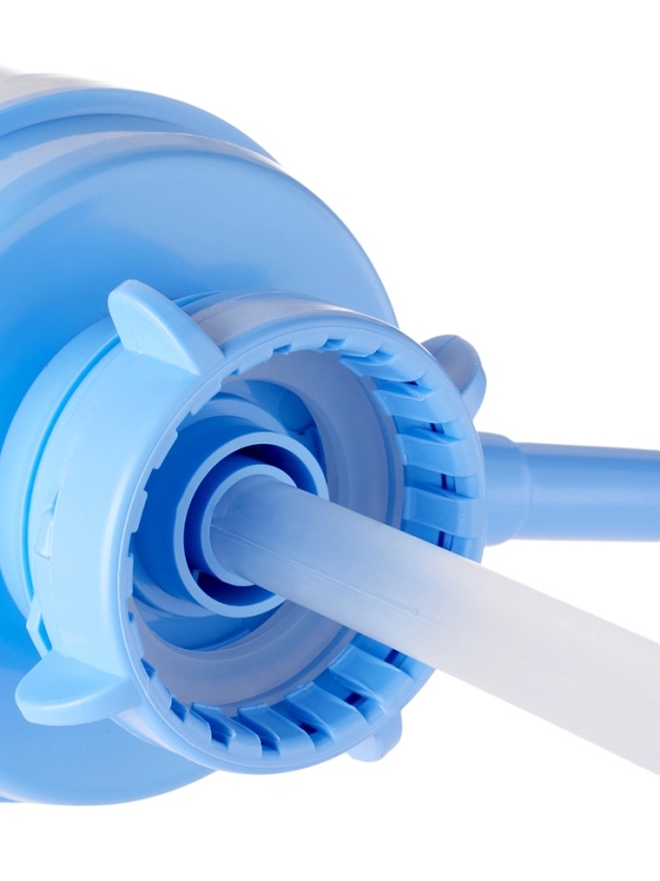 Помпа для воды Адмирал, механическая, под бутыль от 11 до 19 л, голубая