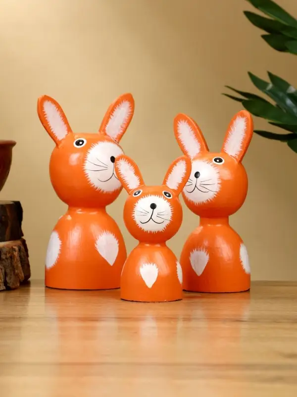 Набор сувенирный &laquo;Зайки&raquo;, h=15 см, h=13 см, h=10 см, дерево, оранжевый