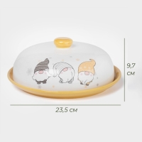 Блинница новогодняя Доляна &laquo;Домашние гномики&raquo;, d=23 см, керамика, цвет белый