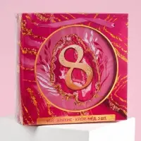 Набор &laquo;8 марта&raquo;: крем-мед, чай, орехи в шоколаде