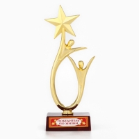 Кубок &laquo;Победитель по жизни&raquo;, наградная фигура, золото, пластик, 18 х 7 см.