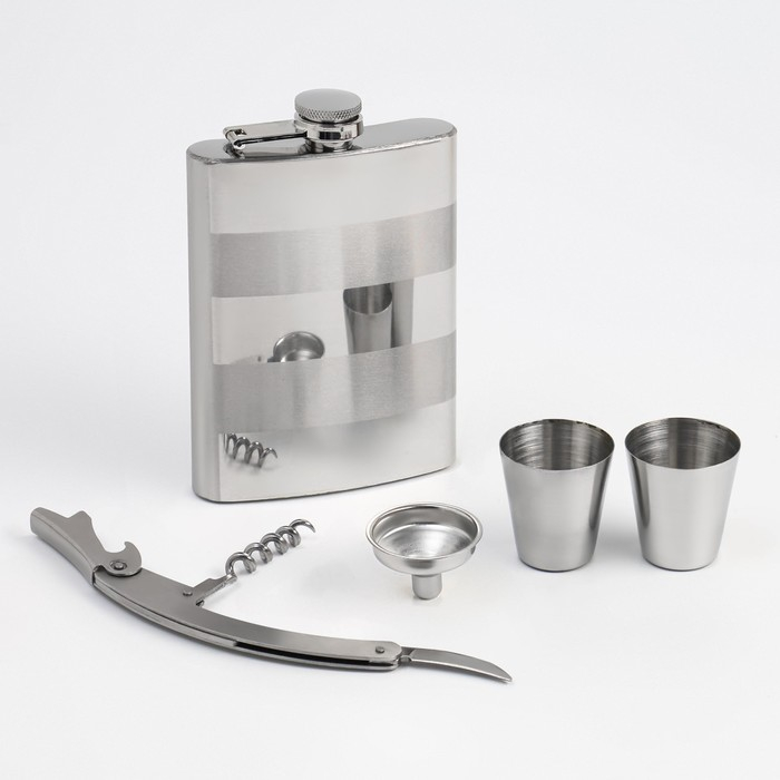 Подарочный набор 6 в 1: фляжка 8 oz, воронка, штопор, 2 стопки для водки, шахматы деревянные