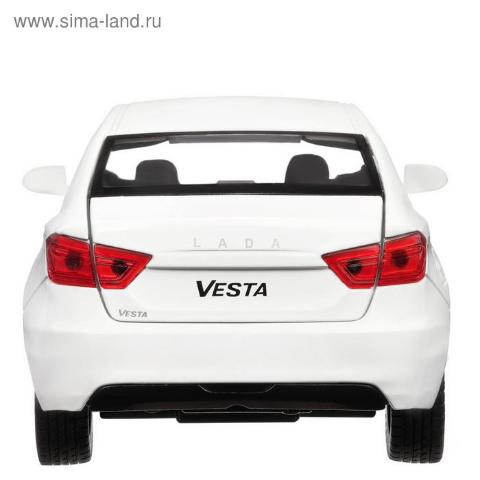 Машина металлическая &laquo;Lada Vesta седан&raquo; 1:24, цвет белый, открываются двери, капот, багаж, световые и звуковые эффекты