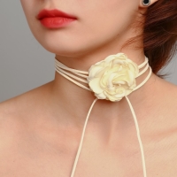 Чокер &laquo;Танго&raquo; цветок на шнурке, роза тренд, цвет белый