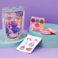 Набор детской косметики с наклейками &laquo;Твоя магия&raquo;, тени, блеск для губ