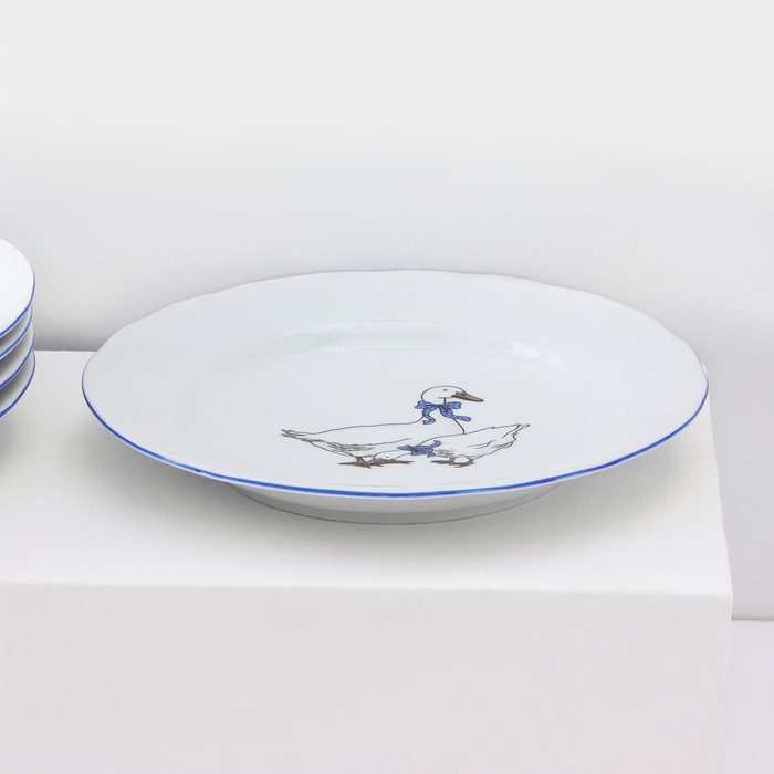 Набор фарфоровых тарелок &laquo;Гуси&raquo;, 12 предметов: 6 супниц 350 мл, 6 плоских тарелок d=20 см, рисунок микс
