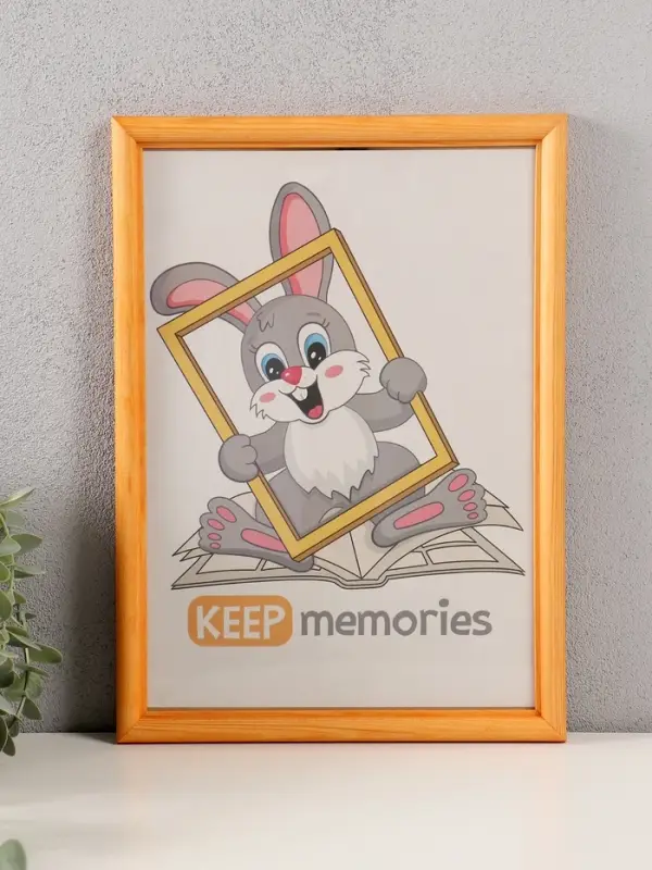 Фоторамка дерево 21х30 см, сосна №1 (пластиковый экран)