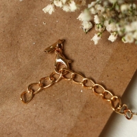 Кулон &laquo;На леске&raquo; стиль, цвет белый в золоте, 30 см