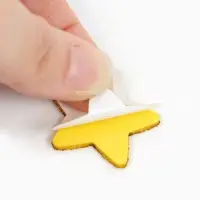 Звезды золото на клеевой основе 3 см (набор 12 шт.)