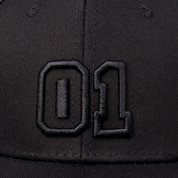 Кепка детская для мальчика &laquo;01&raquo;, цвет чёрный, р-р 52-54, 5-7 лет