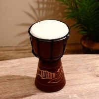 Сувенирный музыкальный инструмент «Барабан Джембе», 20×11×11 см, МИКС Сувенирный музыкальный инструмент «Барабан Джембе», 20×11×11 см, МИКС