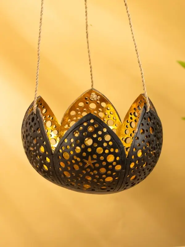 Подсвечник подвесной из кокоса &laquo;Бутон&raquo;, 14&times;14&times;10 см, чёрно-золотой