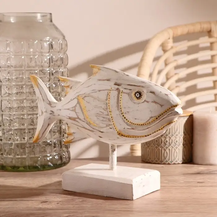 Сувенир на подставке &laquo;Рыба белая&raquo;, 30&times;8&times;22 см, дерево