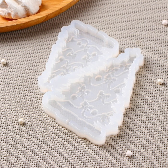 Силиконовая форма &laquo;Ёлка с бантиками&raquo;, 12&times;10 см, цвет прозрачный