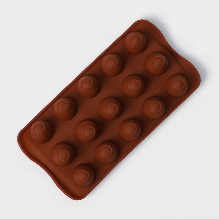 Форма для конфет и шоколада Доляна &laquo;Рондо&raquo;, силикон, 21&times;10,5&times;3 см, 15 ячеек, цвет коричневый