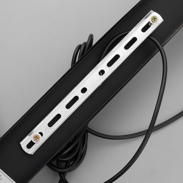 Светильник BayerLux Подвес BayerLuxной "Титан" 3хLED 9Вт 4000К черный 50х5,3х53-203см