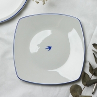 Тарелка плоская керамическая &laquo;Ласточка&raquo;, 18 х 18 см, цвет белый