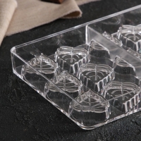 Форма для конфет и шоколада KONFINETTA &laquo;Листочки&raquo;, 27,5&times;13,5&times;2,5 см, 21 ячейка 4&times;3&times;0,8 см, цвет прозрачный