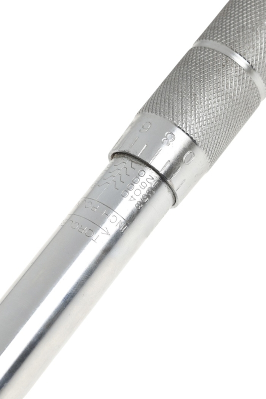 Ключ динамометрический ТУНДРА, 45 сталь, под квадрат 3/8", 120 - 160 Н*м, 280 мм