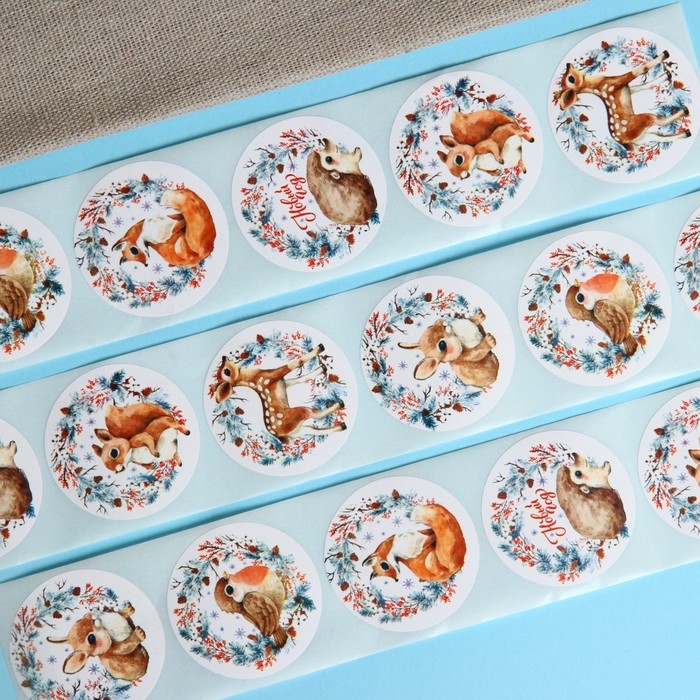 Новый год. Наклейки в рулоне "Зверята", 500 шт, 3,8 х 3,8 см