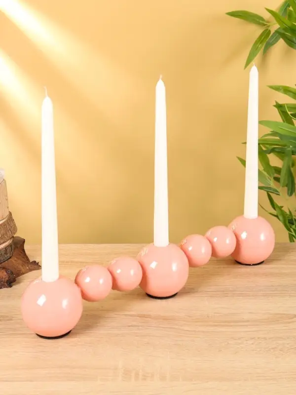 Подсвечник на 3 свечи &laquo;Бусы&raquo;, с 7 сферами, 44&times;8&times;8 см, пудровый