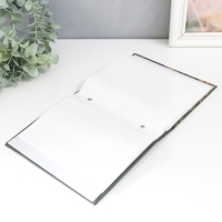 Фотоальбом на 100 фото 13х18 см "Королева пчёл" золото 19,5х15,5х4 см Фотоальбом на 100 фото 13х18 см "Королева пчёл" золото 19,5х15,5х4 см