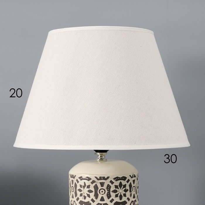 Настольная лампа с абажуром RISALUX &laquo;Ивела&raquo;, Е27, 40 Вт, 30&times;30&times;39 см