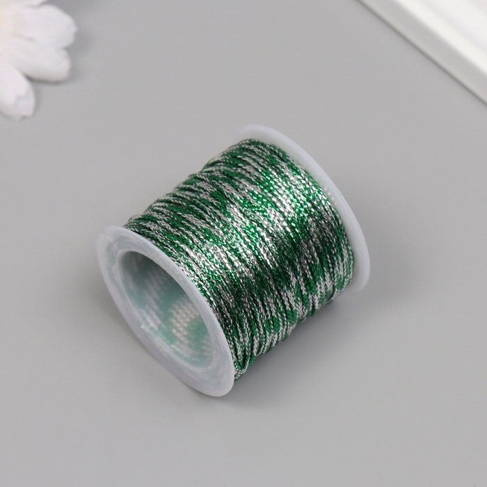 Сутажный шнур на бобине "Зелёный с серебром" намотка 15 м толщина 2 мм 4,3х4,7х4,7 см