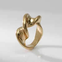 Кольцо металл «Тренд» перекрученное, цвет золото, размер 18 Кольцо металл «Тренд» перекрученное, цвет золото, размер 18