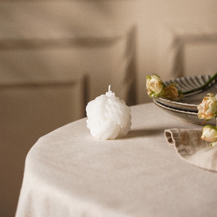 Свеча восковая, 5,5&times;5,5 см