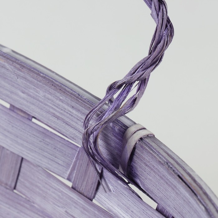 Корзина плетеная, D26 х 13 х 11 см, фиолетовая, бамбук Корзина плетеная, D26 х 13 х 11 см, фиолетовая, бамбук