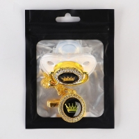 Соска - пустышка силиконовая ортодонтическая &laquo;PRINCESS&raquo;, от 6 мес., с колпачком + держатель - цепочка, цвет белый/золото, стразы