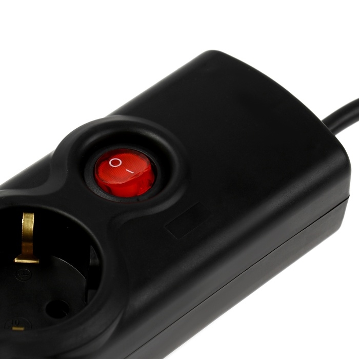 Сетевой фильтр Luazon Lighting, 5 розеток, 1,5 м, 2200 Вт, 3х0.75 мм2, 10 A, 220 В, c предохранителем, черный