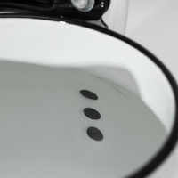 Чайник сферический, 3 л, индукция, деколь МИКС, цвет белый Чайник сферический, 3 л, индукция, деколь МИКС, цвет белый