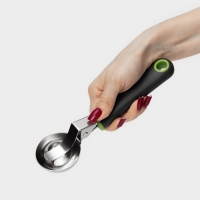 Ложка для мороженого Доляна Lime, 20&times;5,3 см, цвет чёрно-зелёный