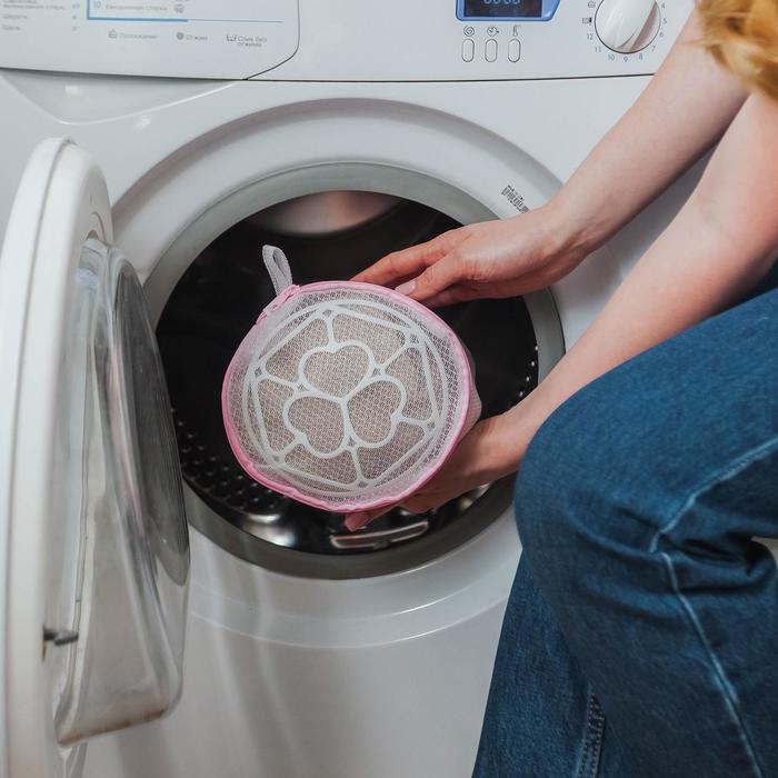 Мешок для стирки белья с диском Доляна, 15&times;15 см, мелкая сетка, цвет белый